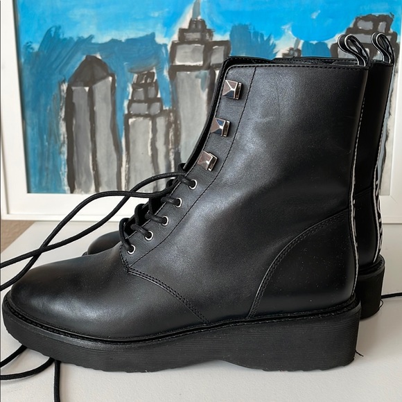 Michael Kors Boots - Picture 2 of 7